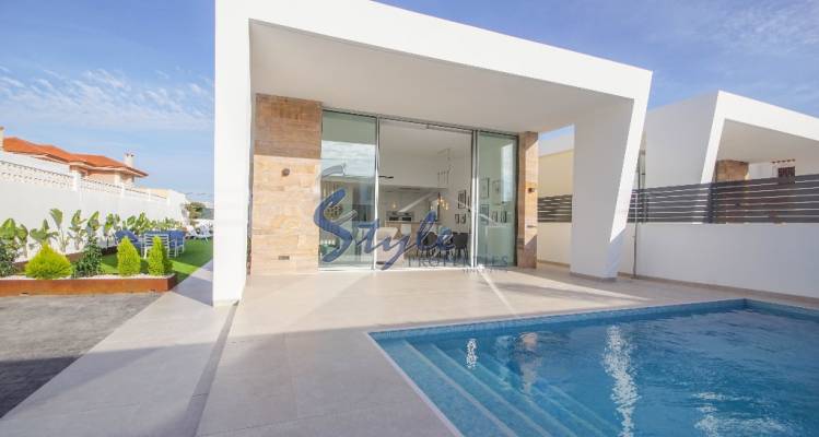 Villa de obra nueva en Torrevieja, Alicante