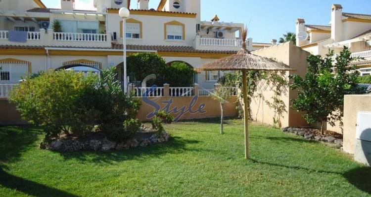 Townhouse near the commercial center La Zenia Boulevard , la Zenia, Orihuela Costa, Costa Blanca, Spain