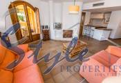 Resale - Villa - Villamartin - Villamartin Plaza