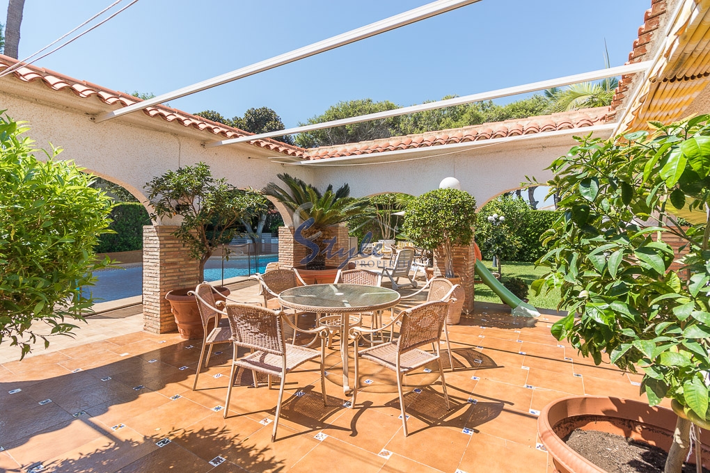 Resale - Villa - La Zenia