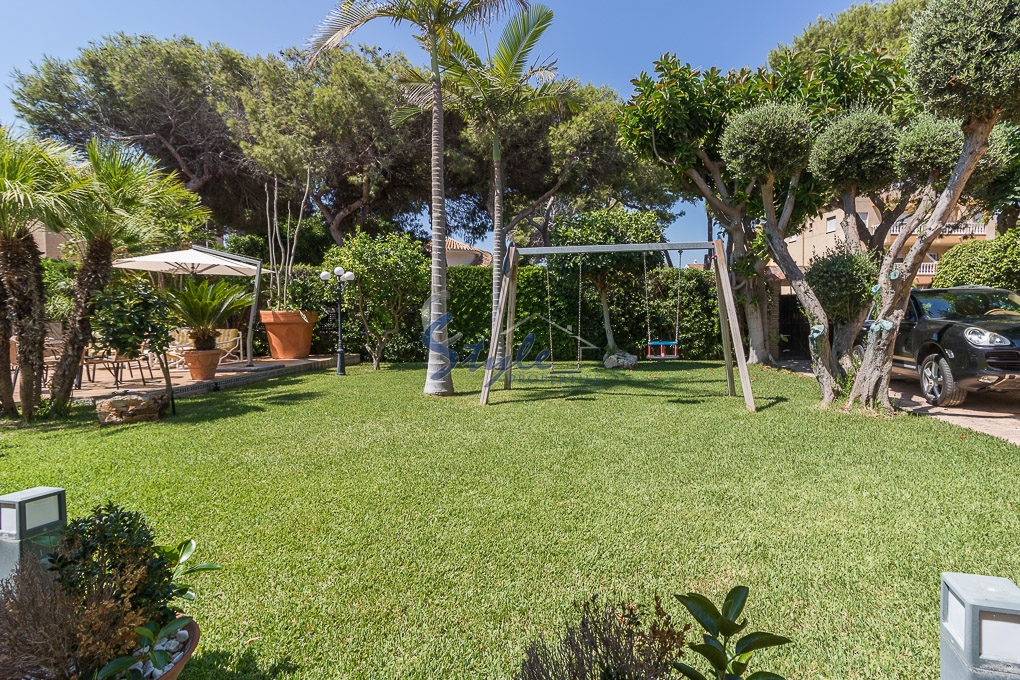 Resale - Villa - La Zenia