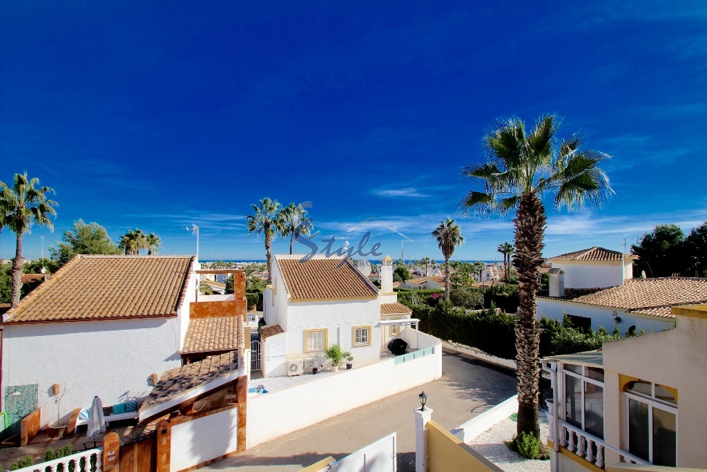 Resale - Villa - Villamartin