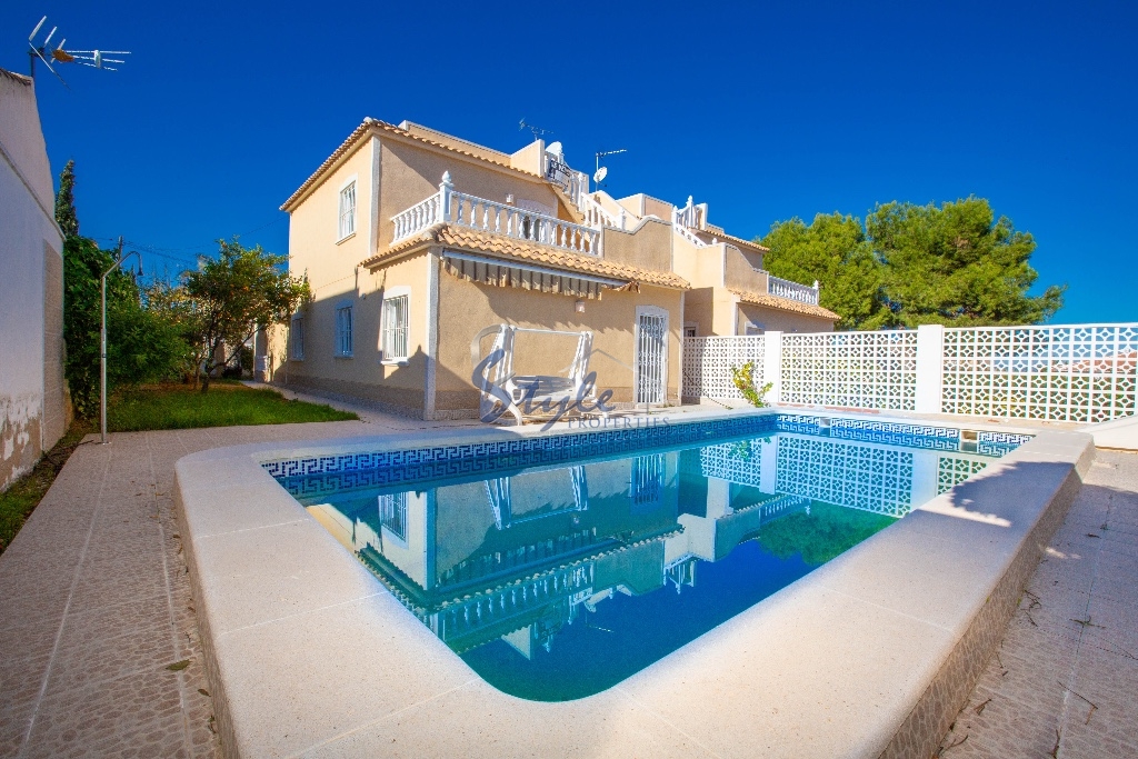 Resale - Villa - Los Balcones, Torrevieja - Los Balcones