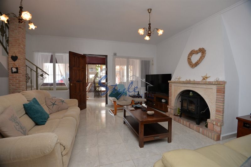 Resale - Semi Detached House - Punta Prima