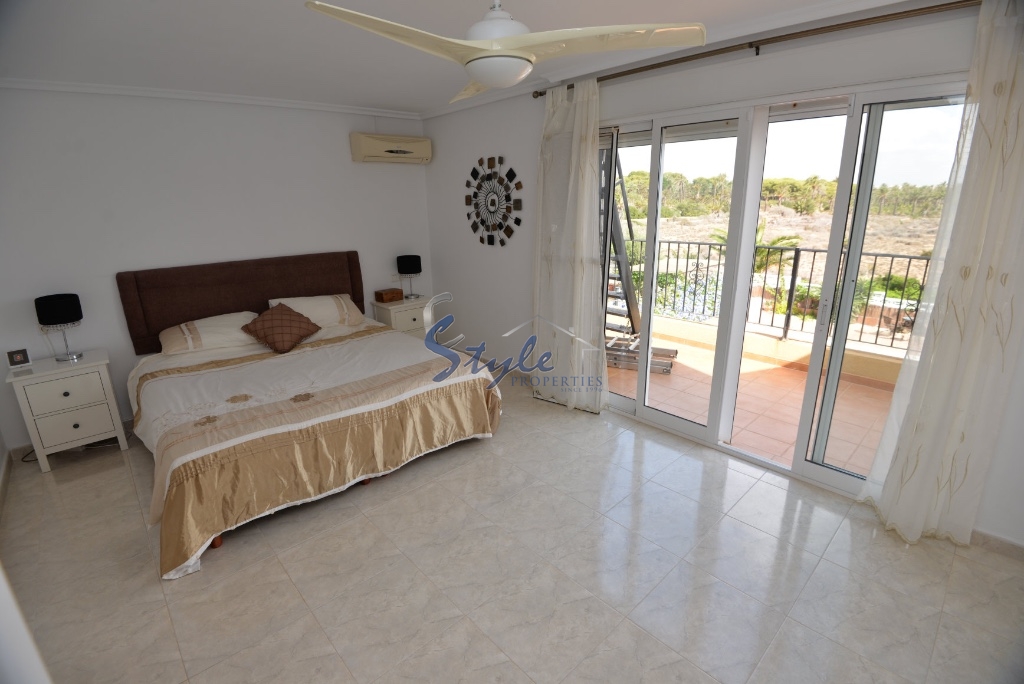 Resale - Semi Detached House - Punta Prima