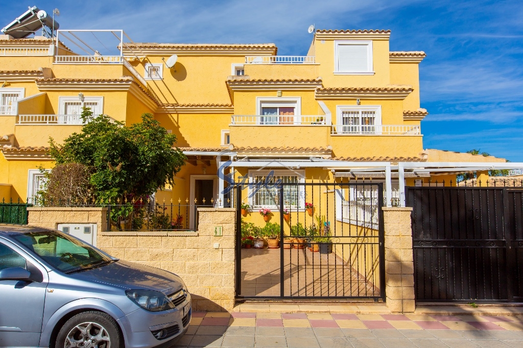 Townhouse for sale in Mariblanca, Los Altos, Punta Prima, Alicante, Costa Blanca