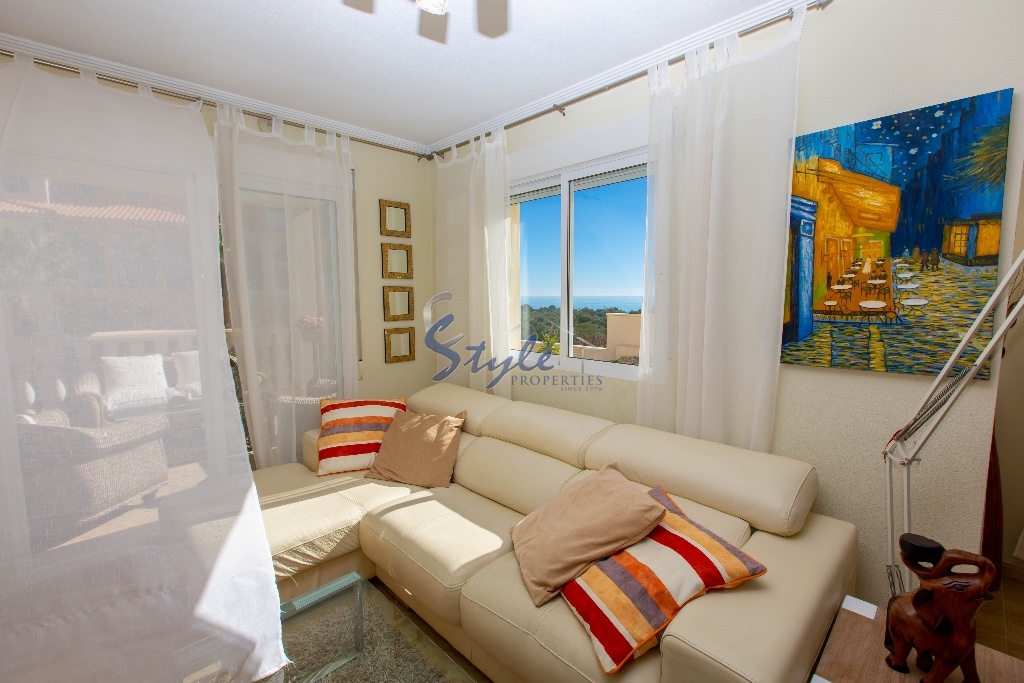 Apartamento en venta con vistas al mar en Campoamor, Orihuela Costa, Costa Blanca
