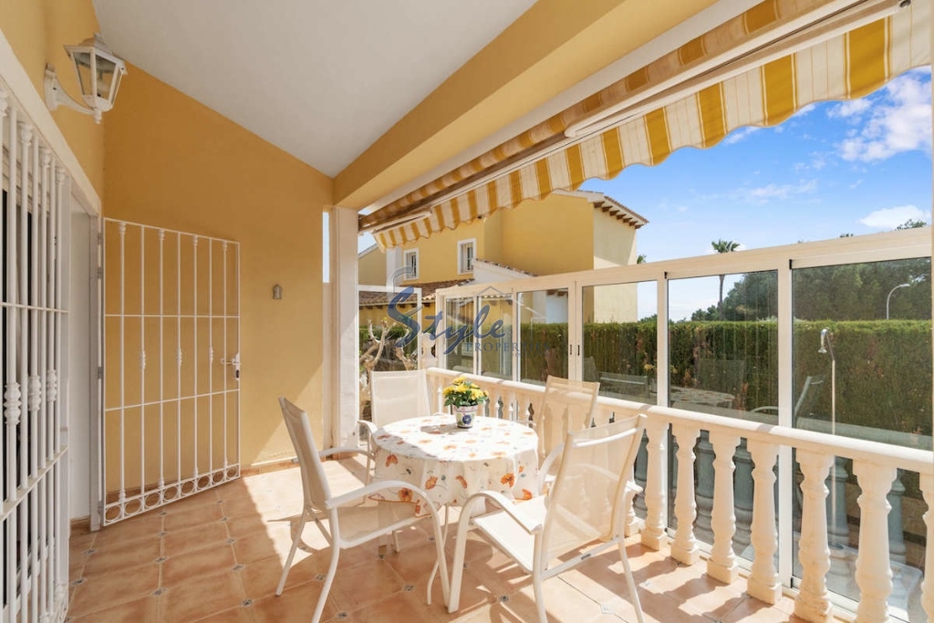 Resale - Villa - Villamartin