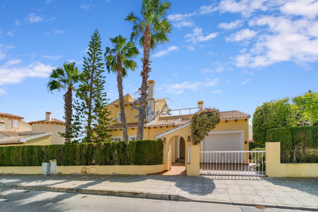 Reventa - Villa - Villamartin