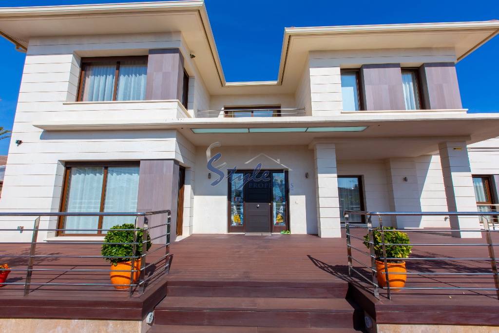 Villa de lujo con vistas al mar en la Mata,Alicante, Costa Blanca