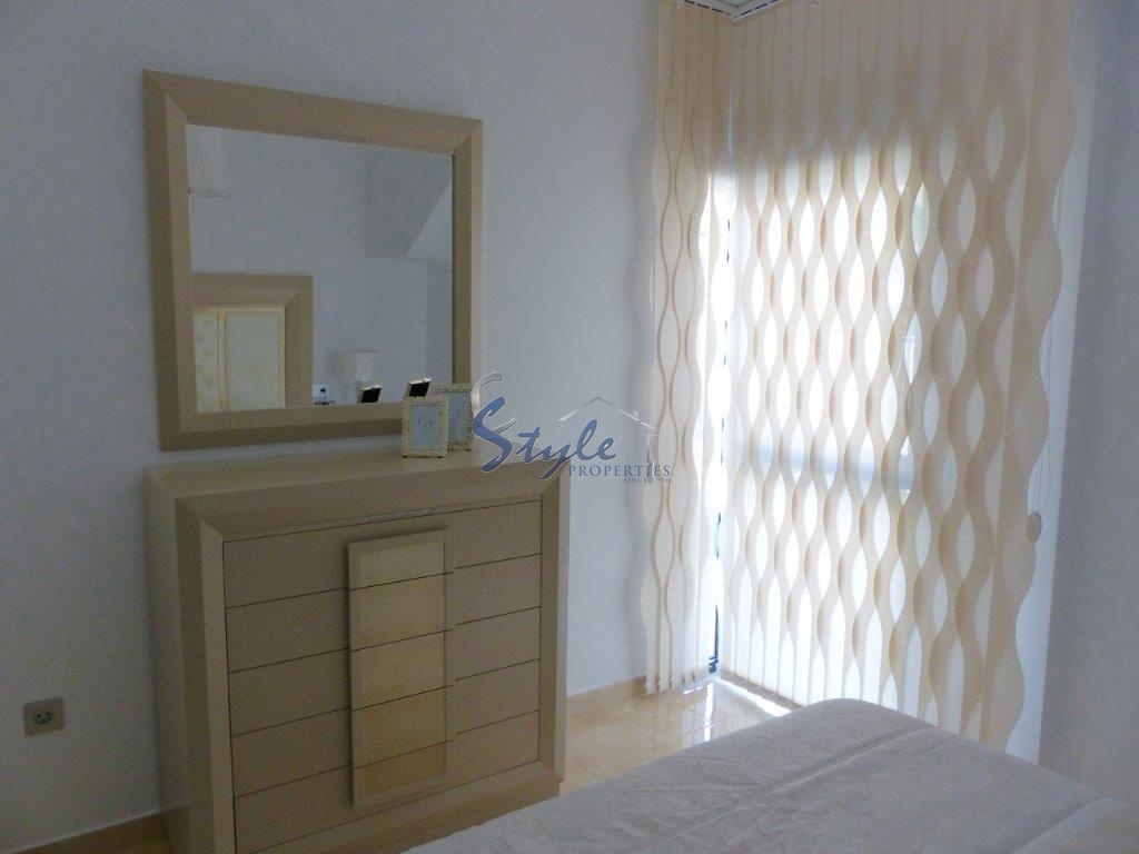 Nuevo - Apartamento - Villamartin