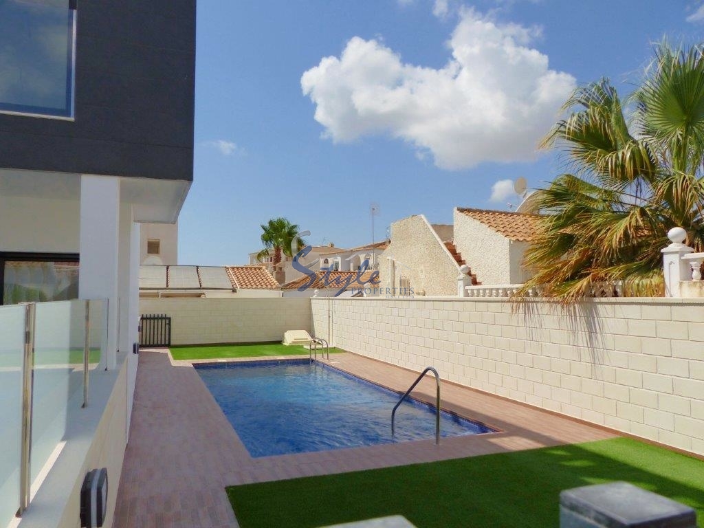 Nuevo - Apartamento - Villamartin