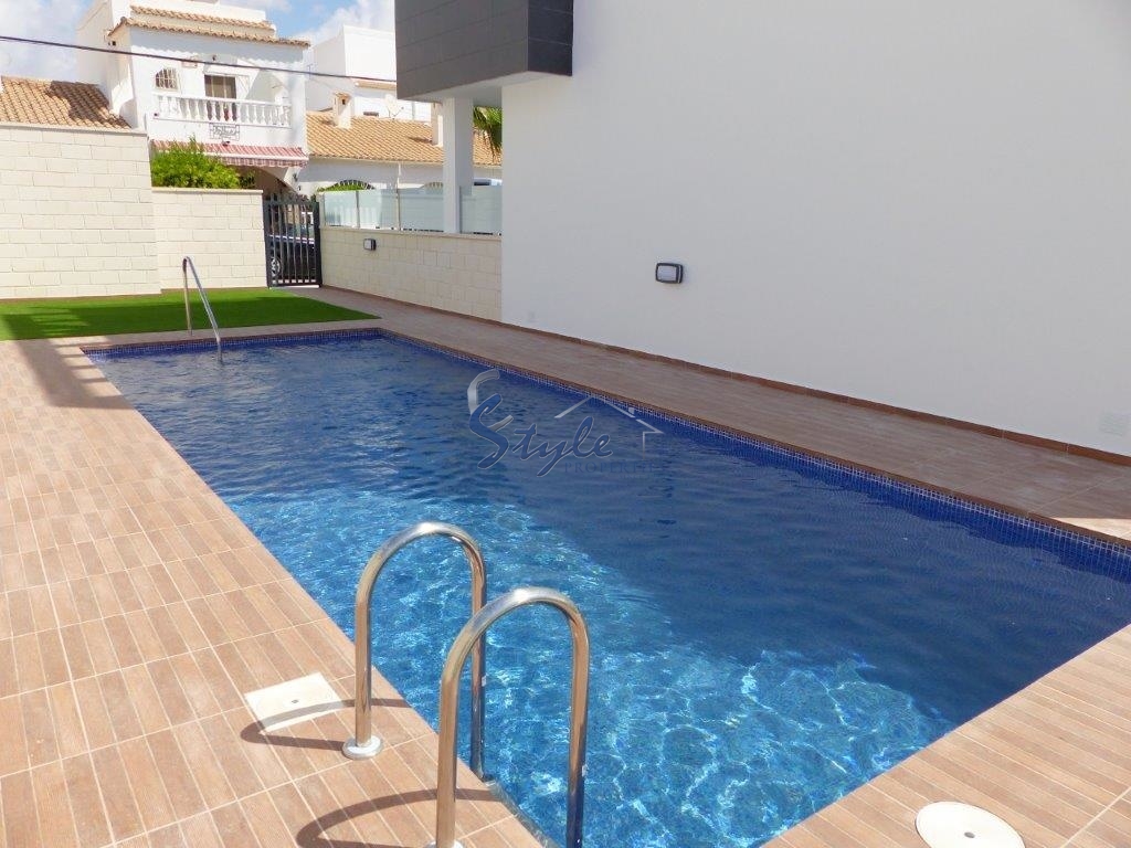 Nuevo - Apartamento - Villamartin