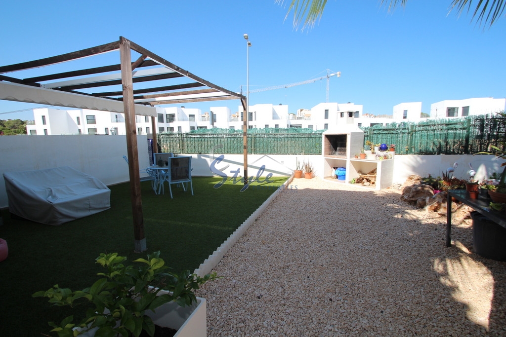 Resale - Apartment - Villamartin