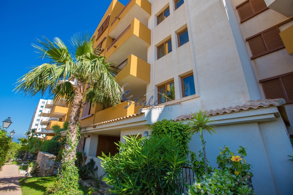 Resale - Apartment - Punta Prima