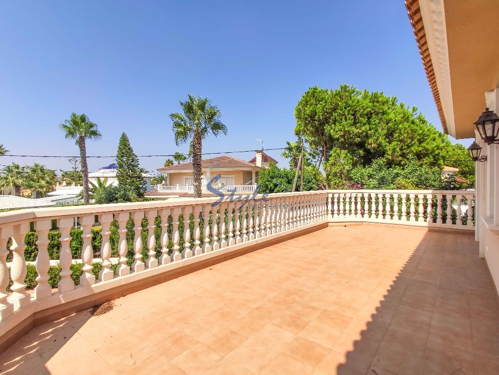 Nuevo - Villa - Cabo Roig