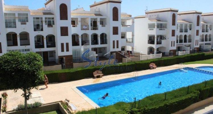 Se vende un apartamento vacacional a 15 min de la playa Punta Prima, Torrevieja