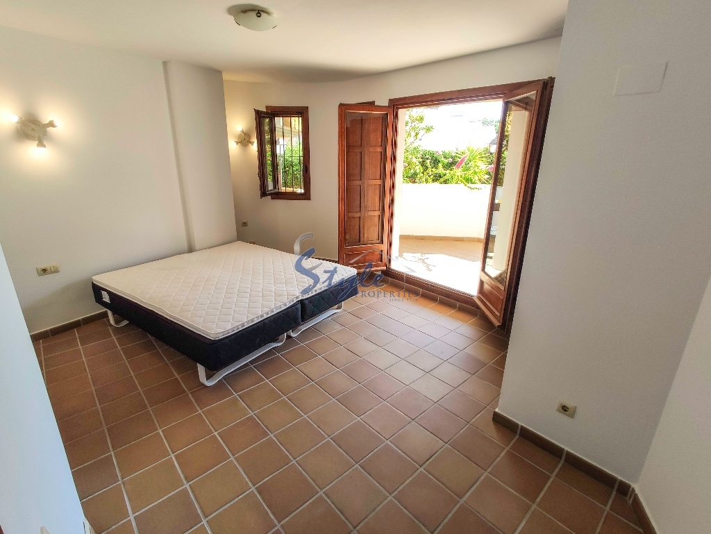 Resale - Apartment - Punta Prima