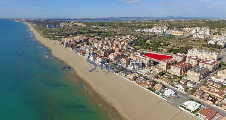 beach side new build apartment in Guardamar del Segura, Alicante, Costa Blanca , Spain ON778