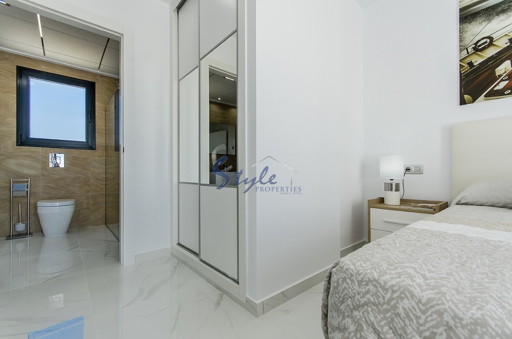 Nuevo - Villa - Los Montesinos - Alicante