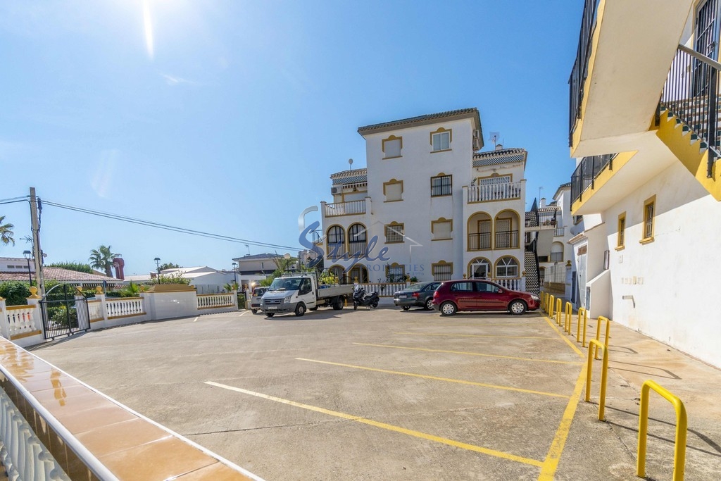 Resale - Apartment - La Mata - La Mata Torrevieja