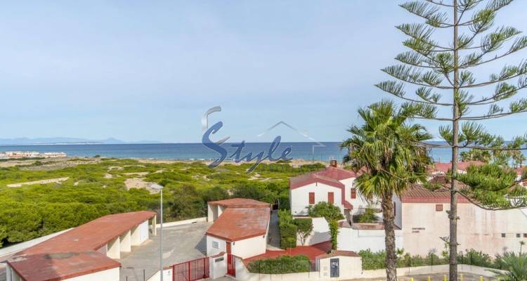 For sale nice apartment with sea views in La Mata, Costa Blanca