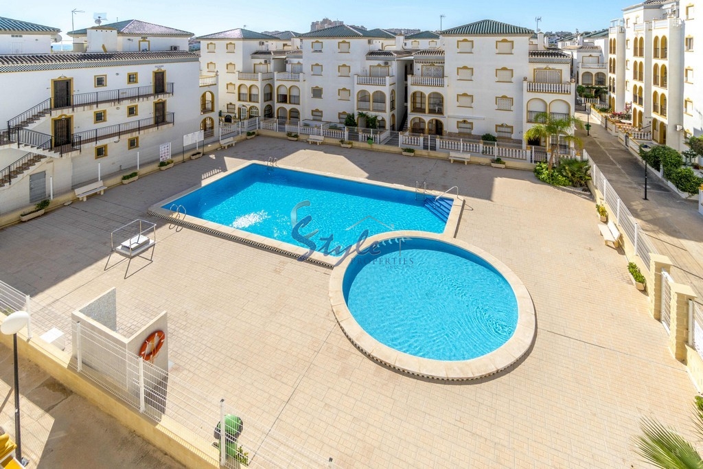 Resale - Apartment - La Mata - La Mata Torrevieja