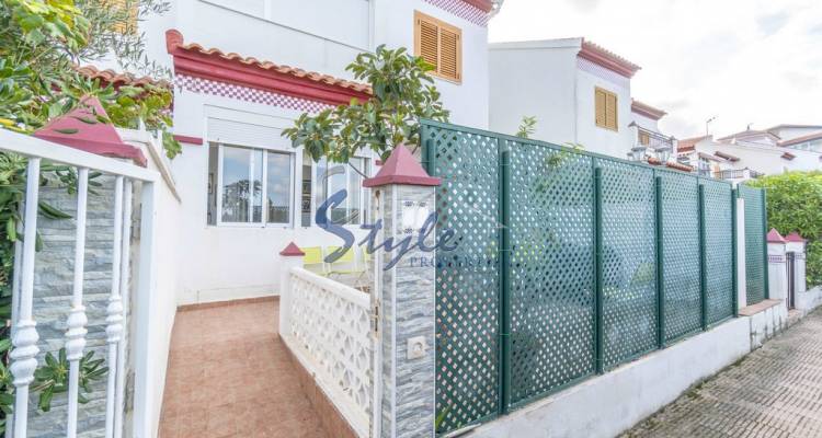 Resale - Town House - La Mata - La Mata Torrevieja