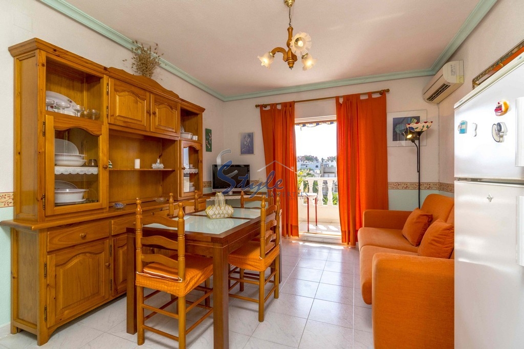 For sale south facing apartment and near the beach in La Mata, Costa Blanca