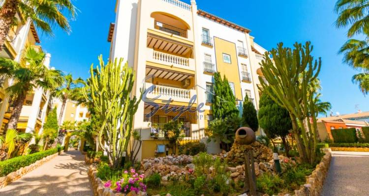 A beautiful apartment for sale near the sea and beach in urb. «Aldea del Mar», Torrevieja