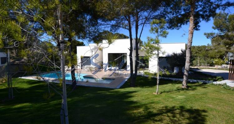 smart technology villa for sale near golf course in Las Colinas de Golf de Campoamor