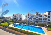 Top floor apartment for sale with sea views in Ciñuelica, Punta Prima, Alicante, Costa Blanca