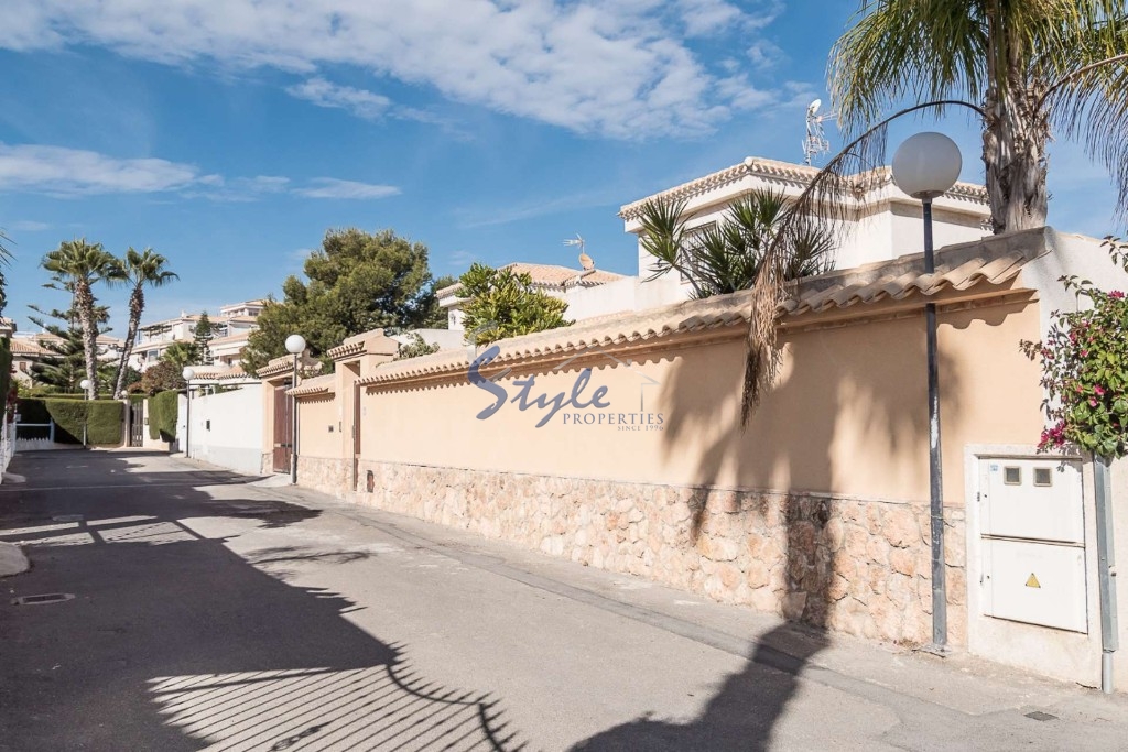 Reventa - Villa - Playa Flamenca