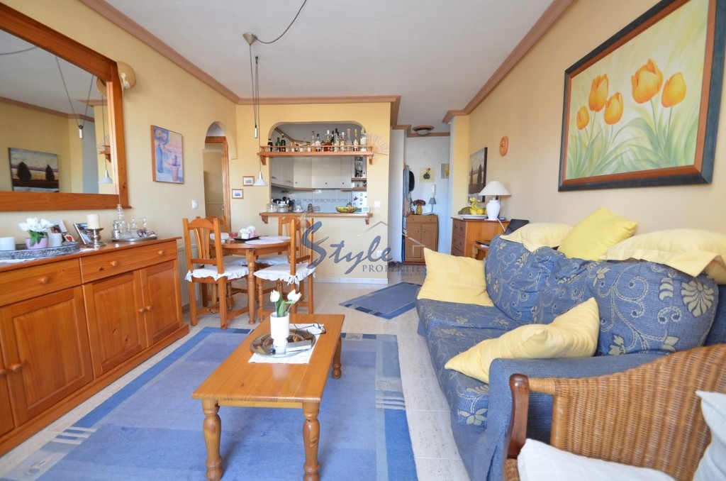apartamento en “Parquemar V” con vistas al mar en venta cerca de la playa en La Mata, Torrevieja