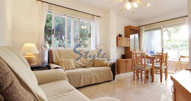 apartment for sale near the beach in tourist resort of Guardamar del Segura, Costa Blanca