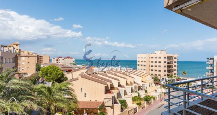 apartment for sale near the beach with sea views in Guardamar del Segura, Costa Blanca