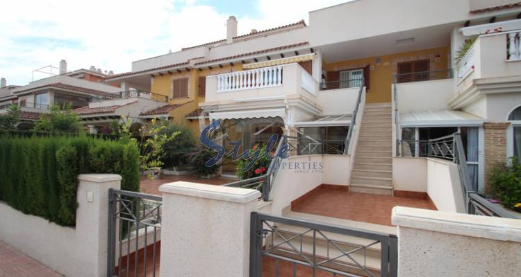 We sell a duplex in residential “Zenia Mar IX” in Playa Flamenca, Orihuela Costa