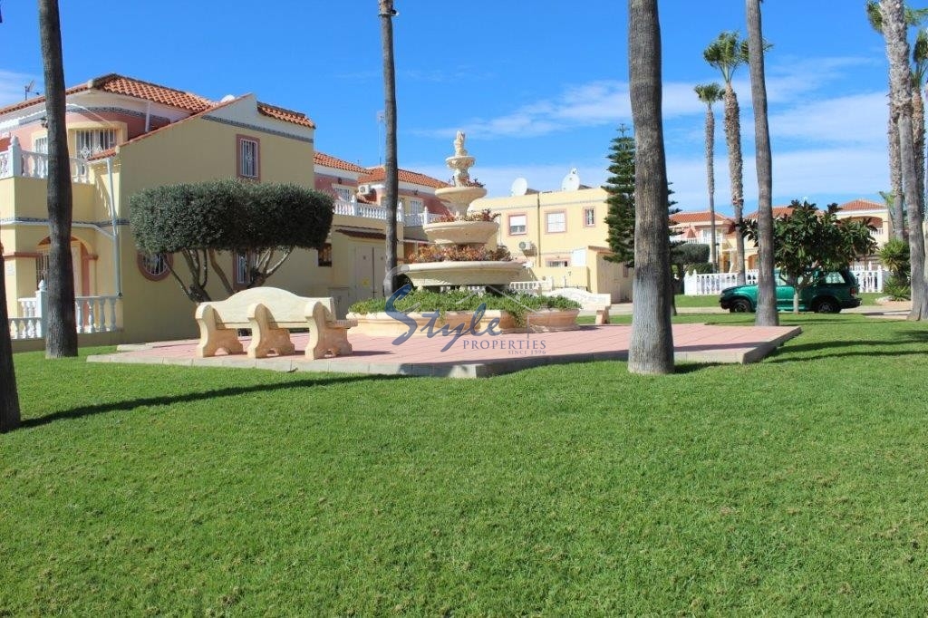 Buy townhouse in  Cabo Roig close to the beach. ID 4450