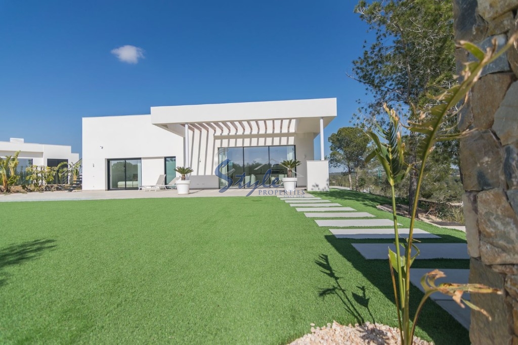 Buy Newly built villa in Costa Blanca close to Las Colinas Golf in Cabo Roig. ID: ON1124_33