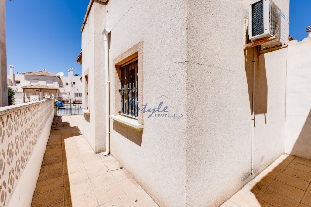 Resale - Villa - La Zenia