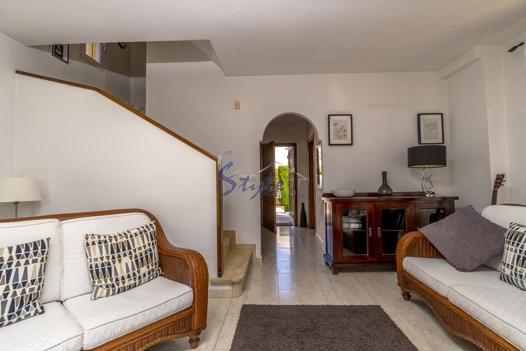 Resale - Villa - Cabo Roig