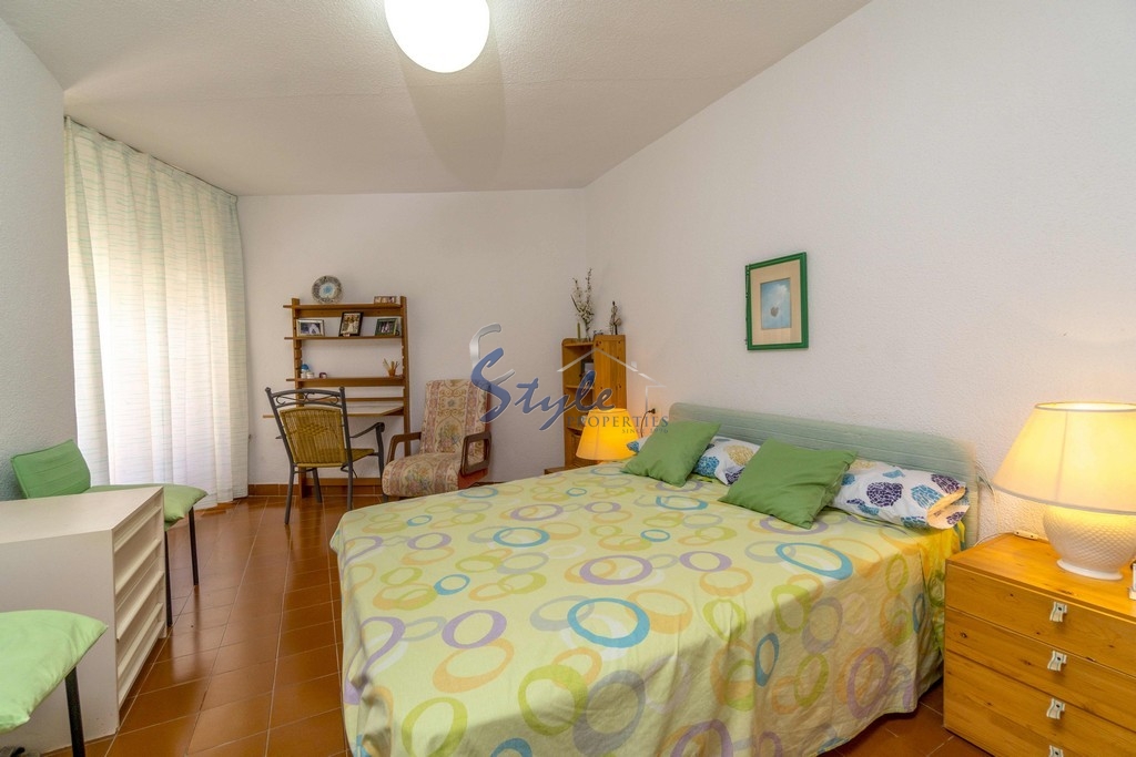 Купить апартаменты с 3мя спальнями в пешей доступности от пляжа в La Zenia в Ориуэла Коста. ID 4489