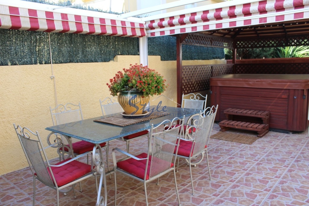 Buy Villa in San Miguel de Salinas close to the beach. ID 4490