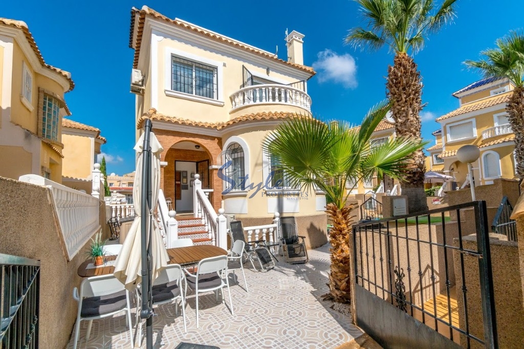 Reventa - Villa - Villamartin - Las Filipinas