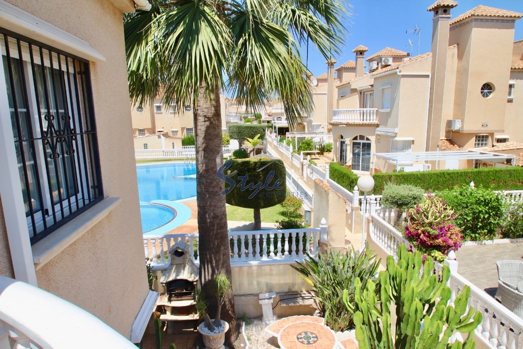 Buy Townhouse with pool in Playa Flamenca, Orihuela Costa. ID: 4518