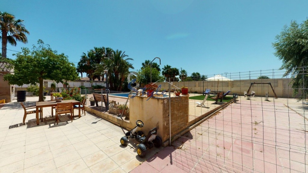 Resale - Villa - Catral