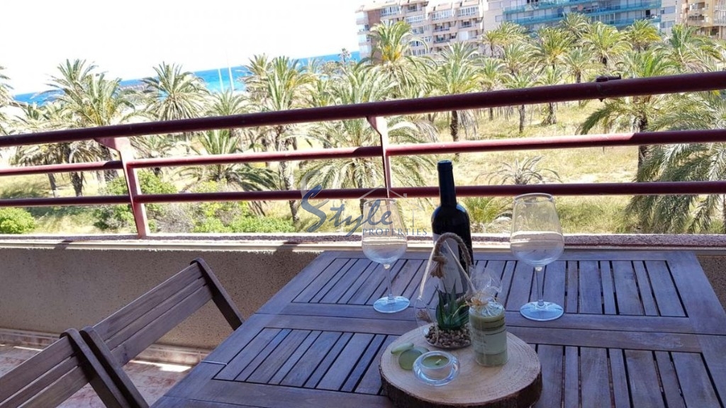 Buy apartment with seaview in Costa Blanca close to the beach in Torrevieja. ID: 4526