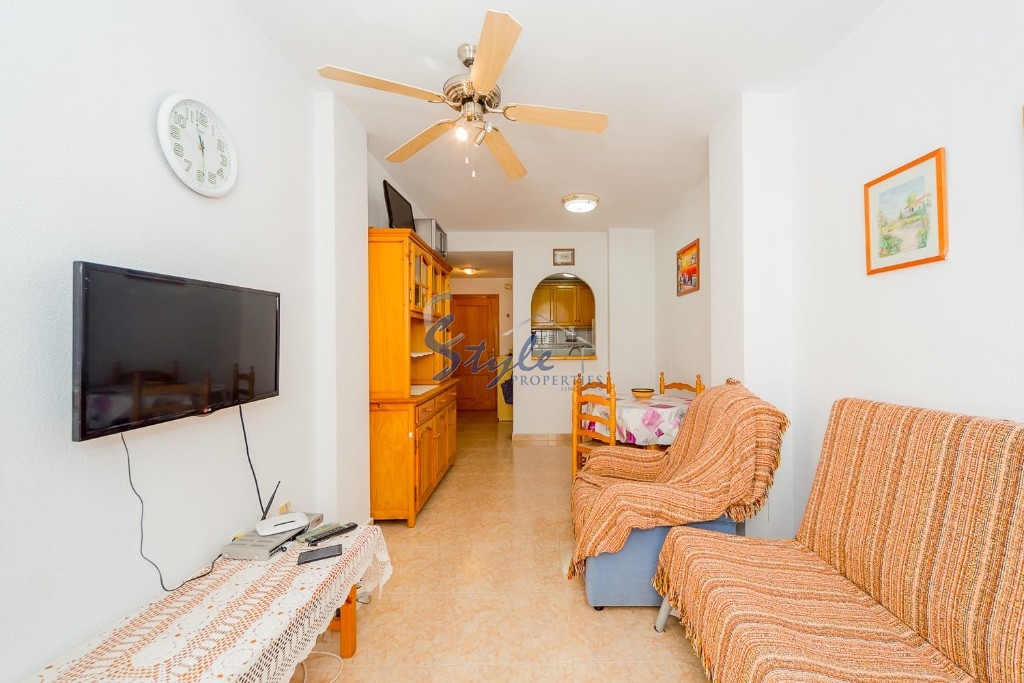 Buy apartment in Costa Blanca close to the sea in Torrevieja. ID: 4530