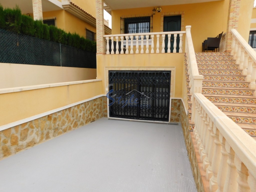 Resale - Villa - Villamartin