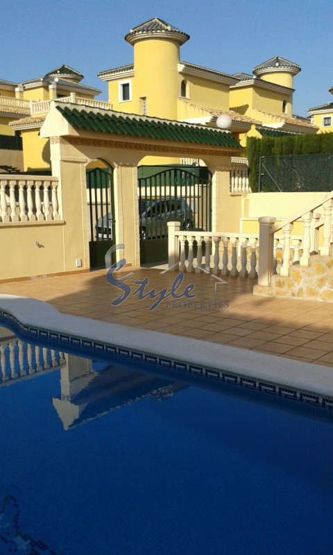 Reventa - Villa - Villamartin